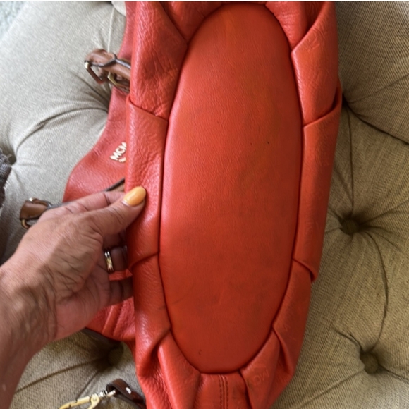 MCM EUC Orange Leather Women's Bag - Picture 6 of 6